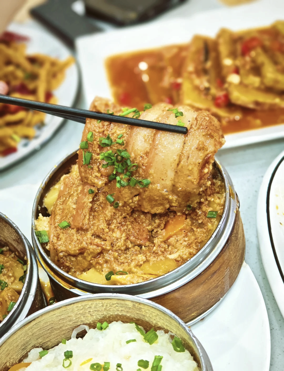 武汉休闲资源丰富，美食体验让人回味无穷