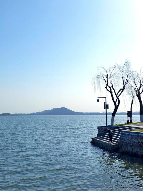 武汉休闲好去处，东湖风光美如画，多样玩法等你来